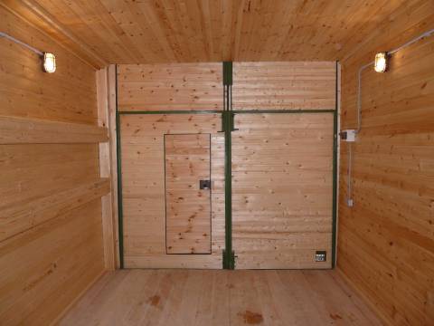 Чем утеплить двери в гараже: обшивка из вагонки Чем утеплить двери в гараже: обшивка из вагонки
