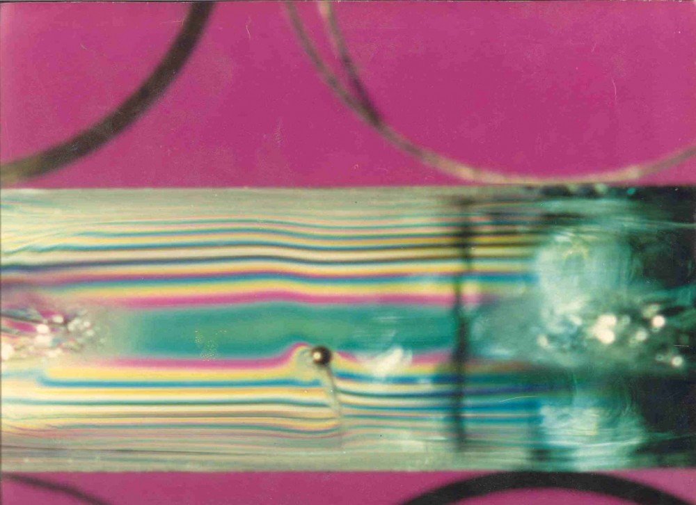 Nickel-sulfide particles are tiny, extremely rare, and only found randomly in float glass. This combination makes visual inspection for such inclusions highly impractical—if not outright impossible. 