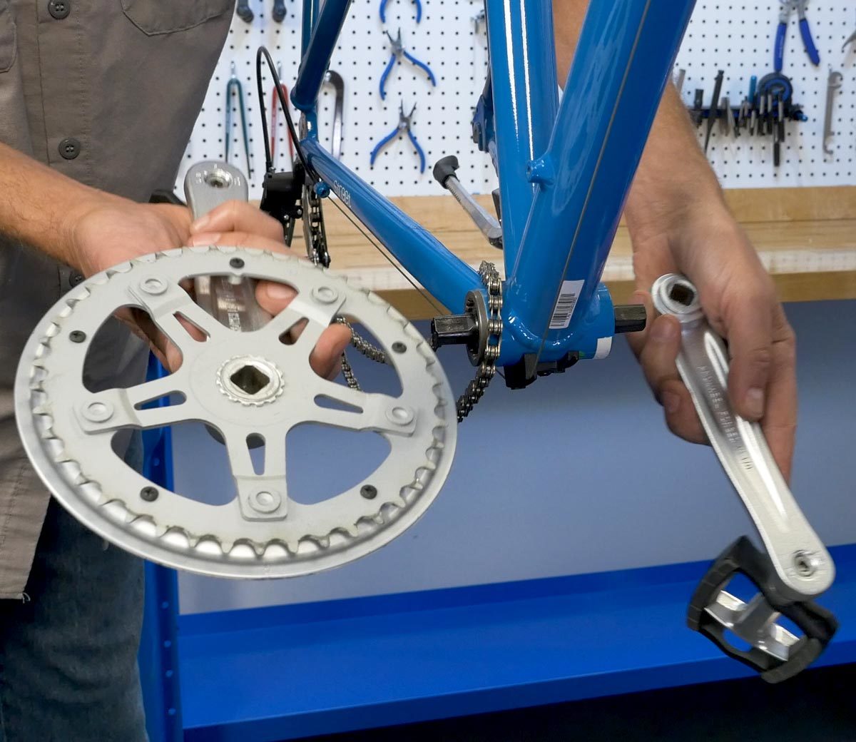 Example of three-piece crankset